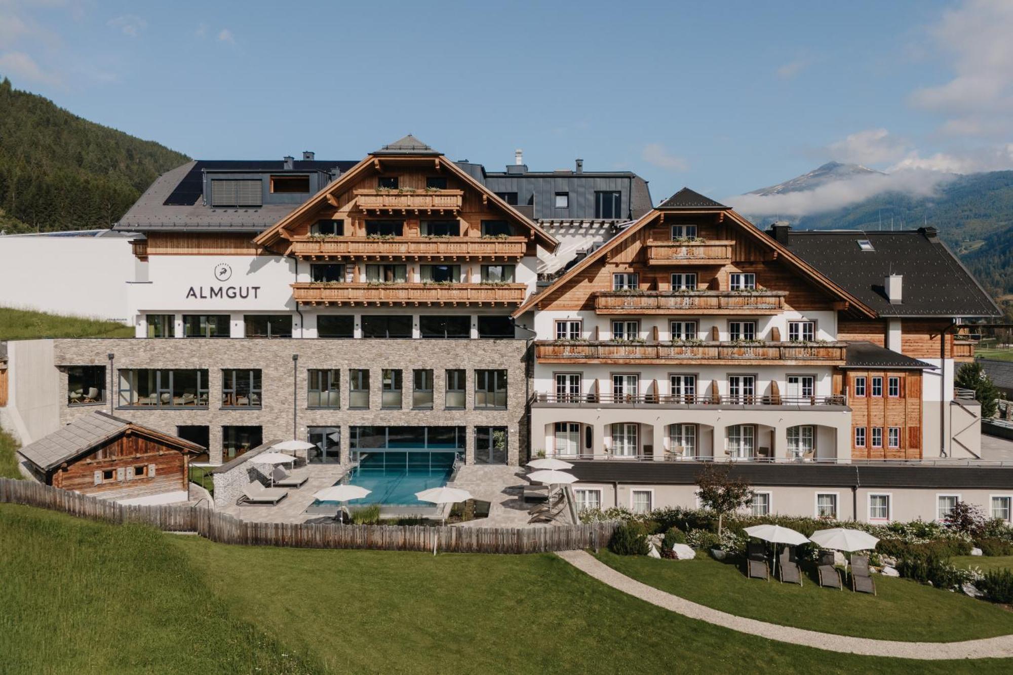 Almgut - Mountain Wellness Hotel Sankt Margarethen im Lungau Εξωτερικό φωτογραφία
